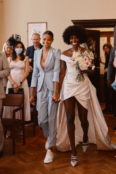 Ella Ballinska helped her mother walk down the aisle.